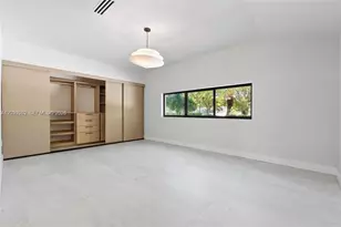 550 S Shore Dr, Miami Beach, FL 33141 - Photo 37