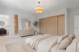 550 S Shore Dr, Miami Beach, FL 33141 - Photo 15