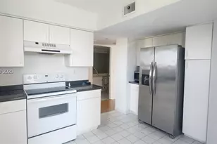 3300 NE 191st St, Aventura, FL 33180 - Photo 15
