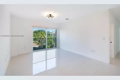 2280 SW 32nd Ave #201, Miami, FL 33145 - Photo 13