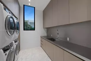 360 S Hibiscus Dr, Miami Beach, FL 33139 - Photo 87