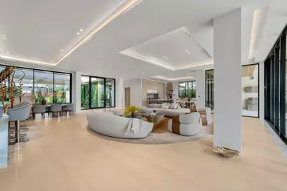 360 S Hibiscus Drive, Miami Beach, FL 33139 - Photo 21