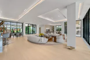 360 S Hibiscus Dr, Miami Beach, FL 33139 - Photo 21