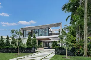 360 S Hibiscus Dr, Miami Beach, FL 33139 - Photo 3