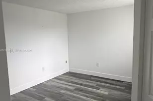 675 NW 85th Ct, Miami, FL 33126 - Photo 13