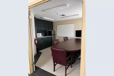 [Address not provided], Oakland Park, FL 33311 - Photo 19