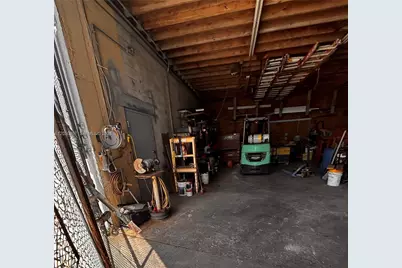[Address not provided], Oakland Park, FL 33311 - Photo 33