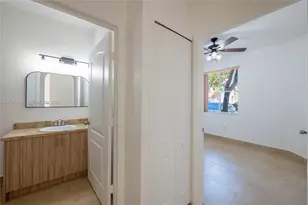 7200 NW 177th St, Hialeah, FL 33015 - Photo 9