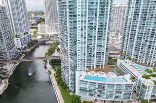 92 SW 3rd St, Miami, FL 33130 - Photo 31