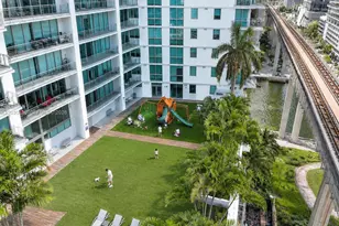 92 SW 3rd St, Miami, FL 33130 - Photo 27