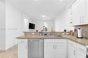 7475 NW 116th Ave, Doral, FL 33178 - Photo 11