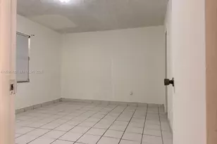 1035 W 77th St, Hialeah, FL 33014 - Photo 13