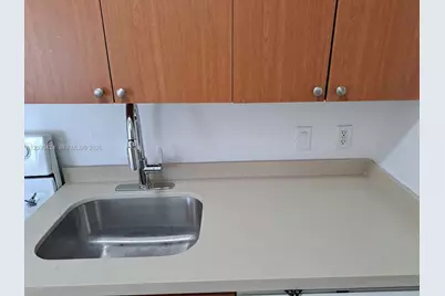 120 SW 8th Ave #903, Miami, FL 33130 - Photo 15