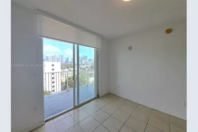 120 SW 8th Ave #903, Miami, FL 33130 - Photo 3