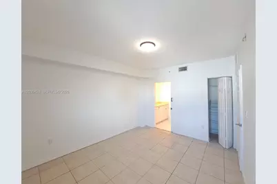 120 SW 8th Ave #903, Miami, FL 33130 - Photo 5