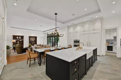 545 San Antonio Ave, Coral Gables, FL 33146 - Photo 7