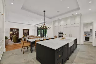 545 San Antonio Ave, Coral Gables, FL 33146 - Photo 7