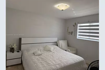 1870 W 64th St, Hialeah, FL 33012 - Photo 19