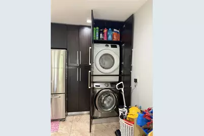 1870 W 64th St, Hialeah, FL 33012 - Photo 31