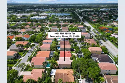 1021 NW 185th Ter, Pembroke Pines, FL 33029 - Photo 37