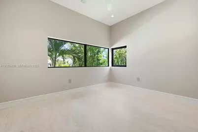 1380 Hollywood Blvd, Hollywood, FL 33019 - Photo 15