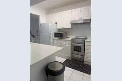 1390 Ocean Dr #302, Miami Beach, FL 33139 - Photo 17