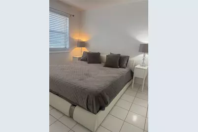 1390 Ocean Dr #302, Miami Beach, FL 33139 - Photo 13