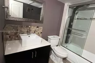136 NE 19th Ct, Wilton Manors, FL 33305 - Photo 9