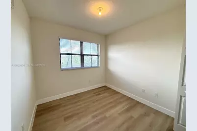 10620 NW 88 St #216, Doral, FL 33178 - Photo 9