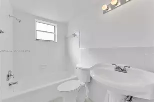 2145 Pierce St, Hollywood, FL 33020 - Photo 3