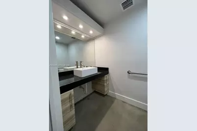 721 NE 3rd Ave #A, Fort Lauderdale, FL 33304 - Photo 45