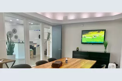 721 NE 3rd Ave #A, Fort Lauderdale, FL 33304 - Photo 7