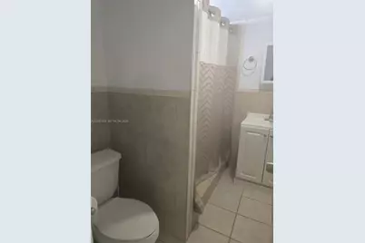 2441 NW 13th St #62, Miami, FL 33125 - Photo 13