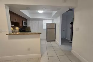 2441 NW 13th St, Miami, FL 33125 - Photo 7