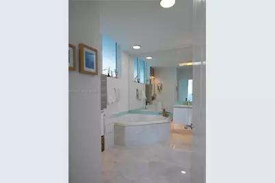 700 NE 25th St #1003, Miami, FL 33137 - Photo 13