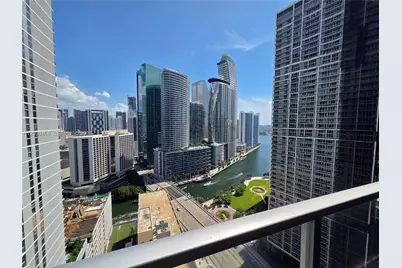 500 Brickell Ave #3105, Miami, FL 33131 - Photo 29