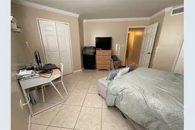 9711 Fontainebleau Blvd #D203, Miami, FL 33172 - Photo 17