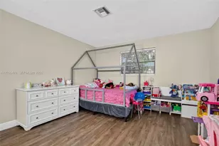 18240 NE 8th Ave, North Miami Beach, FL 33162 - Photo 29