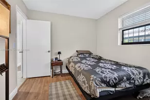 18240 NE 8th Ave, North Miami Beach, FL 33162 - Photo 27