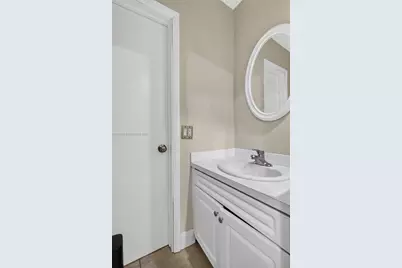 18240 NE 8th Ave, North Miami Beach, FL 33162 - Photo 21