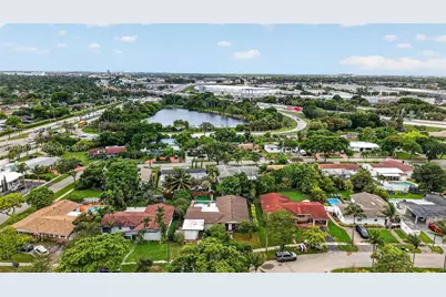 18240 NE 8th Ave, North Miami Beach, FL 33162 - Photo 59