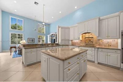 6020 W Suburban Dr, Pinecrest, FL 33156 - Photo 9