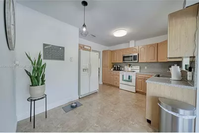 10600 SW 80th Ct, Miami, FL 33156 - Photo 9