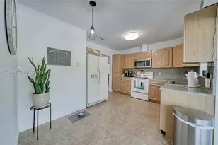10600 SW 80th Ct, Miami, FL 33156 - Photo 9