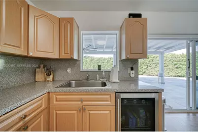 10600 SW 80th Ct, Miami, FL 33156 - Photo 11