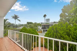 812 NE 26th Ave, Hallandale Beach, FL 33009 - Photo 11