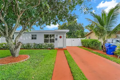 7220 Arthur St, Hollywood, FL 33024 - Photo 3