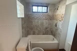 2107 Secoffee St, Miami, FL 33133 - Photo 15