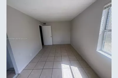[Address not provided], Riviera Beach, FL 33404 - Photo 9