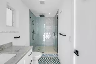 1905 Alamanda Dr, North Miami, FL 33181 - Photo 17